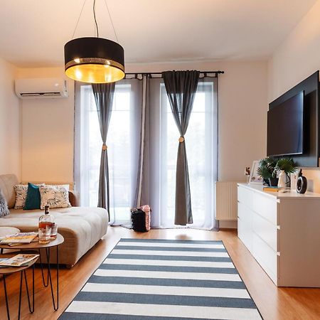 Bb21 Apartman Eger - City Centre ภายนอก รูปภาพ